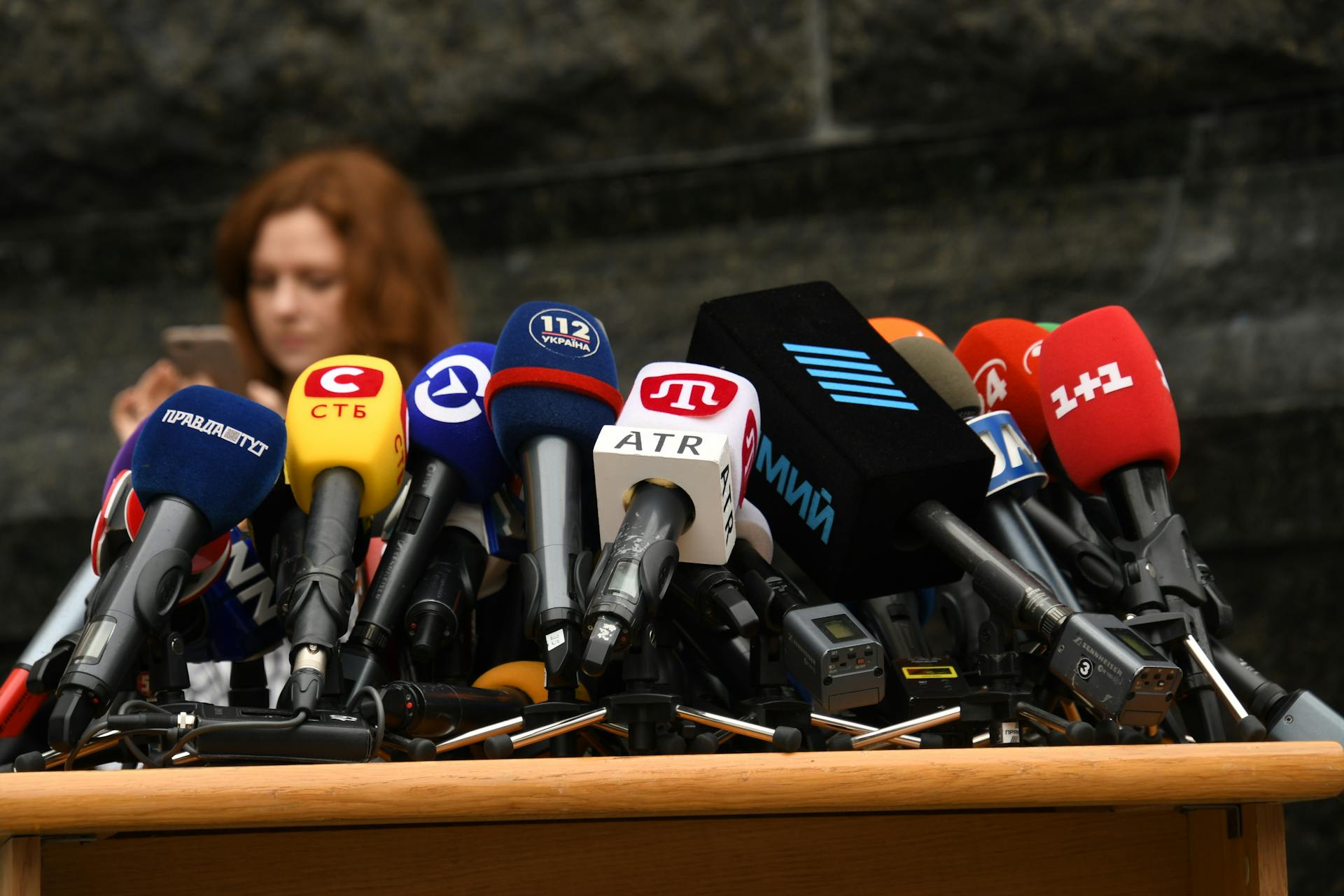¿Cómo se organiza una rueda de prensa? - Actualidad en Ciudad Inmersiva Madrid