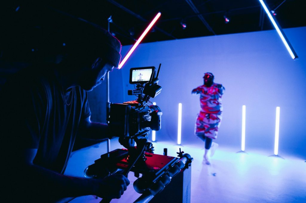Cómo se produce un fashion film: paso a paso